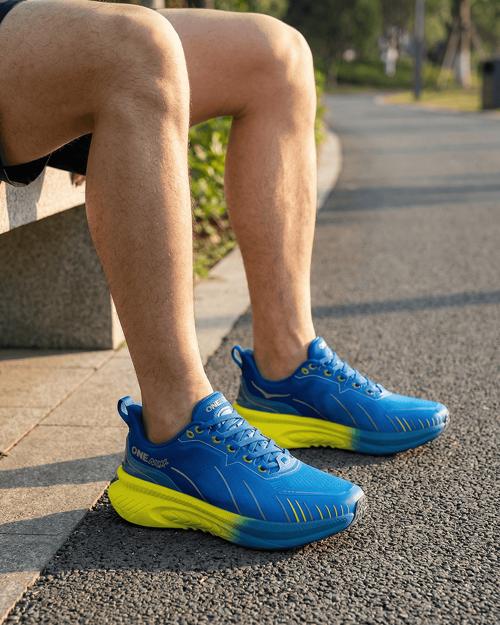 One High-Stack Cushioned Running Shoes