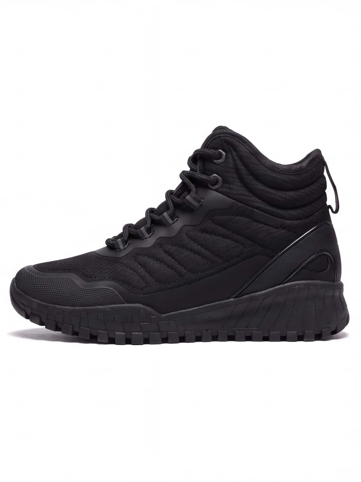 Fleece-Lined Winter Hiking Shoes with Lugged Outsole