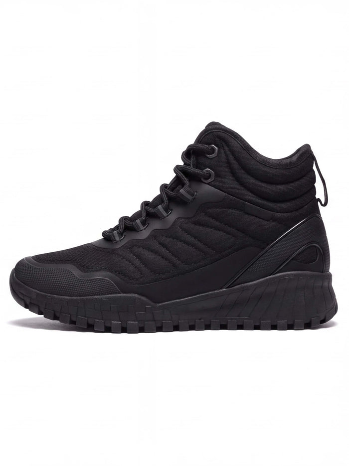Fleece-Lined Winter Hiking Shoes with Lugged Outsole