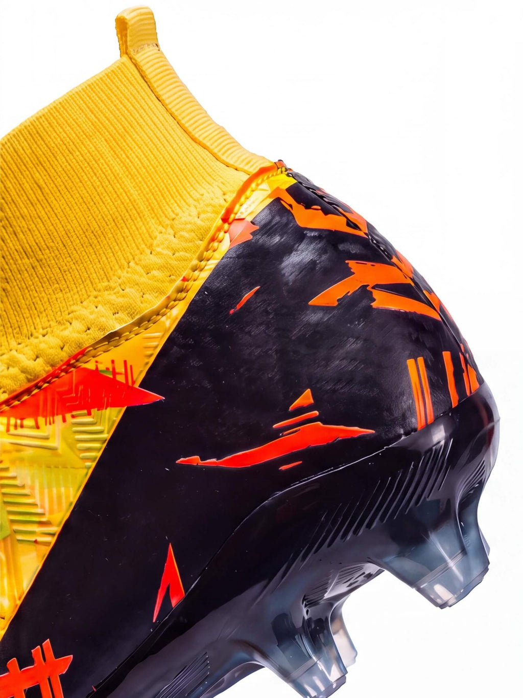 Soccer Cleats for Training with High-Knit Collar