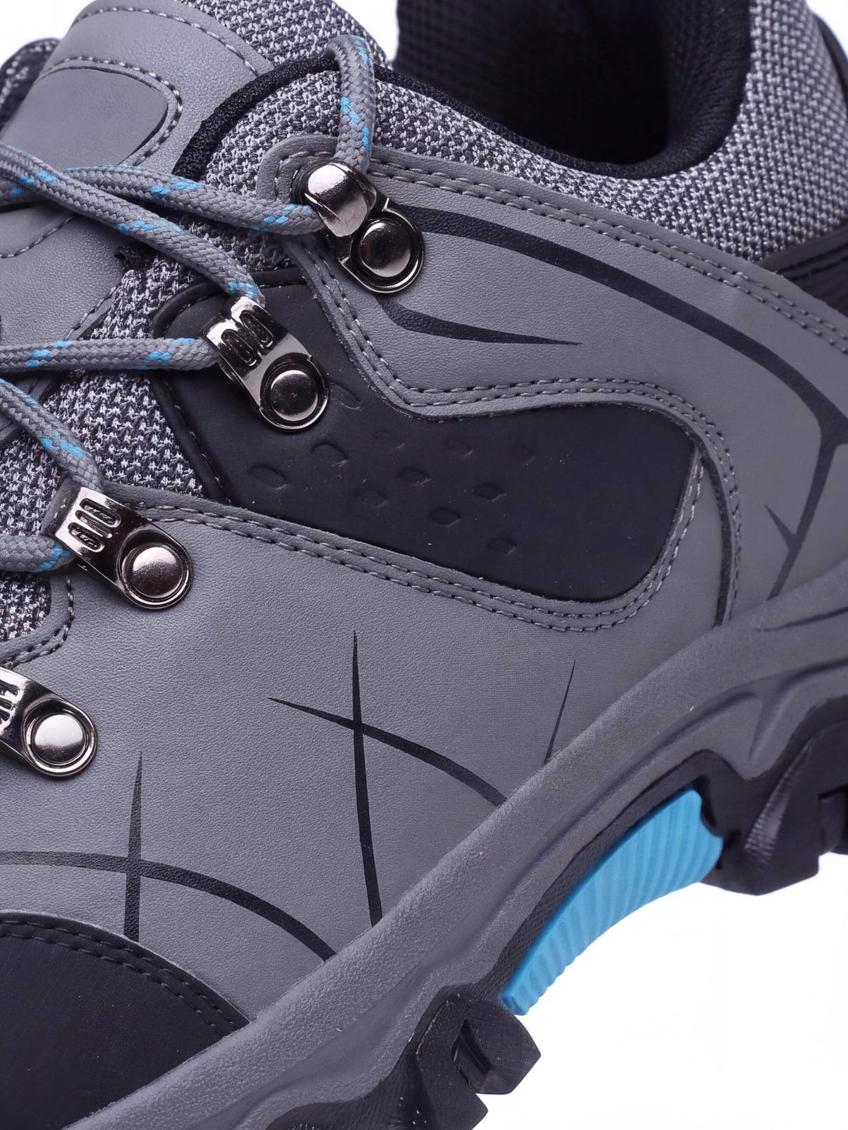 Rugged Low-Cut Hiking Shoes with Metal Eyelet Lacing