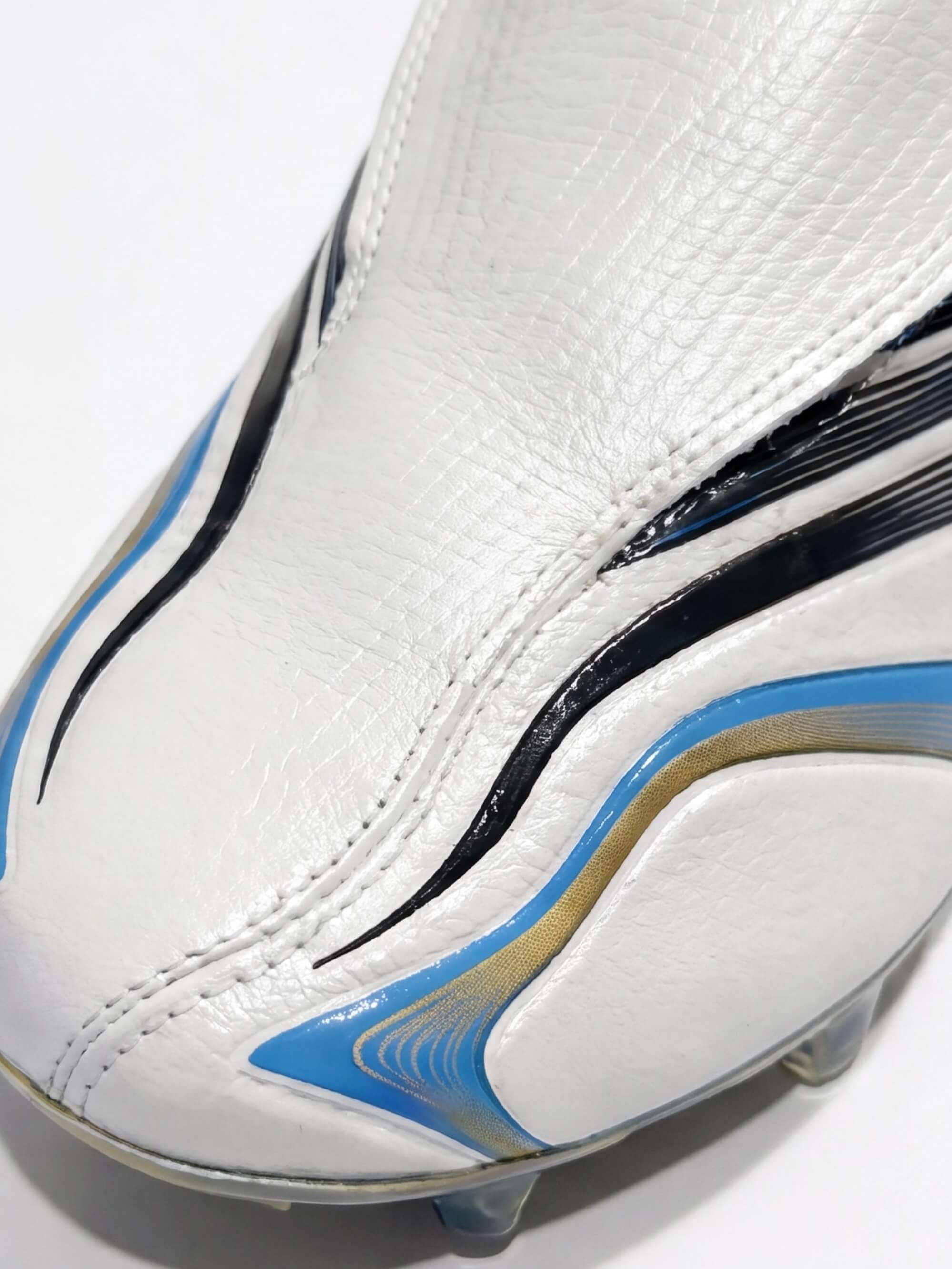 Laceless Soccer Cleats with Molded Traction Studs