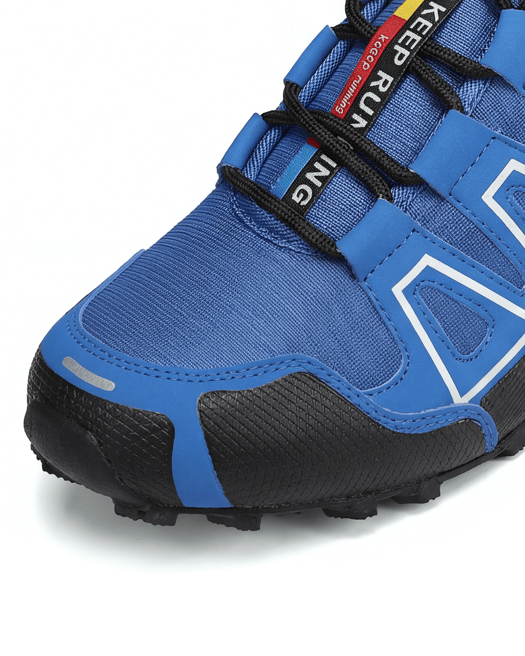 Outdoor Trail Shoes with Lugged Grip Sole
