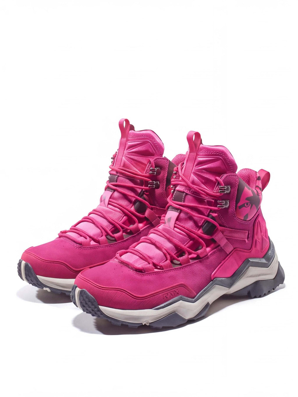 High-Top Hiking Boots with Hook Lacing and Rugged Tread