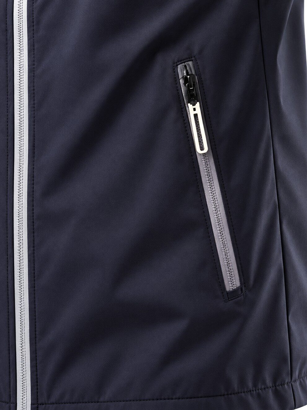 Lightweight Hooded Active Jacket with Zippered Pockets