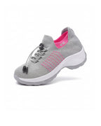 Walking Shoes with Toggle Laces