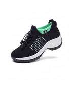 Walking Shoes with Toggle Laces