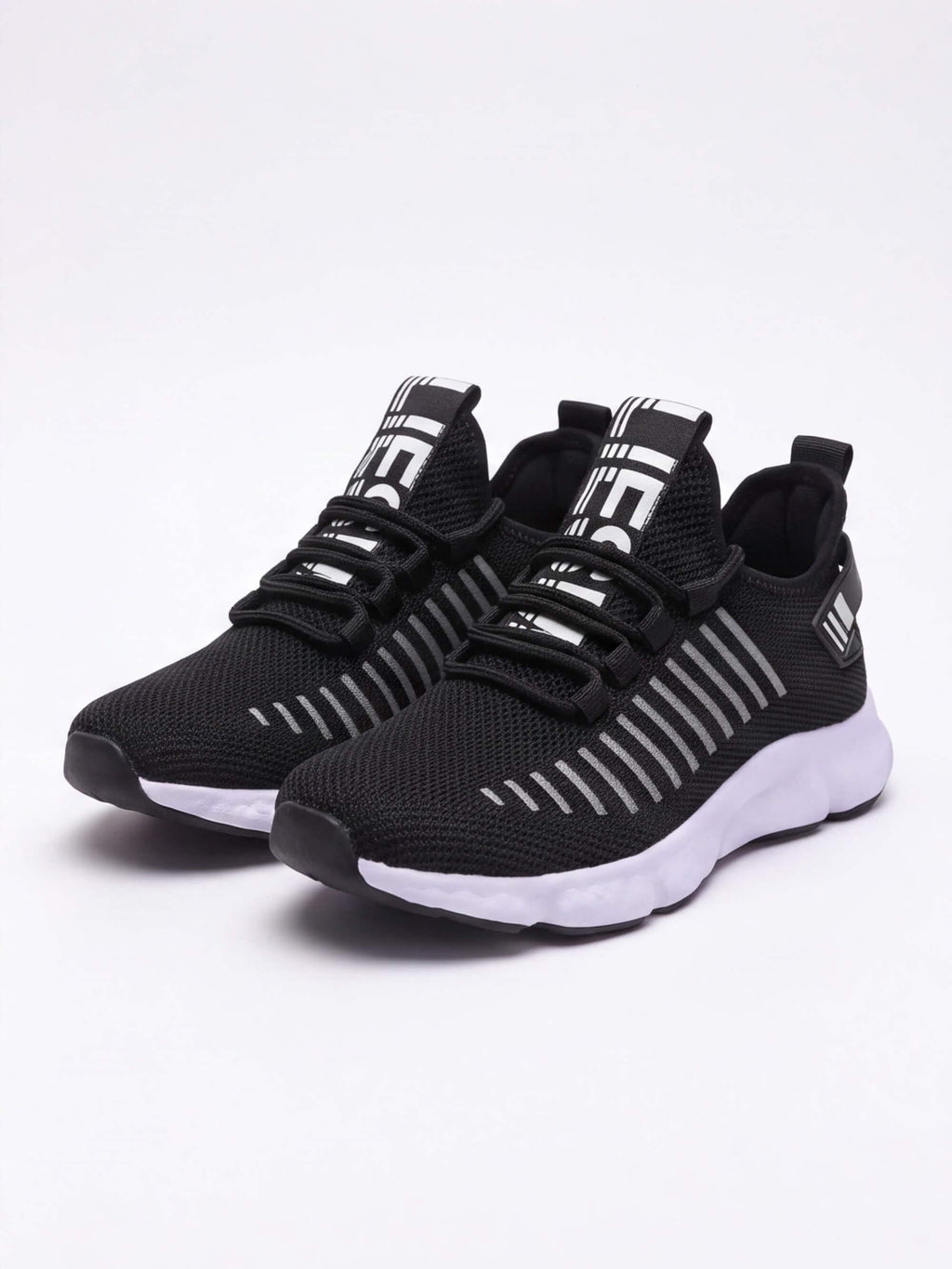 Slip-On Knit Trainers with Integrated Stretch Lacing